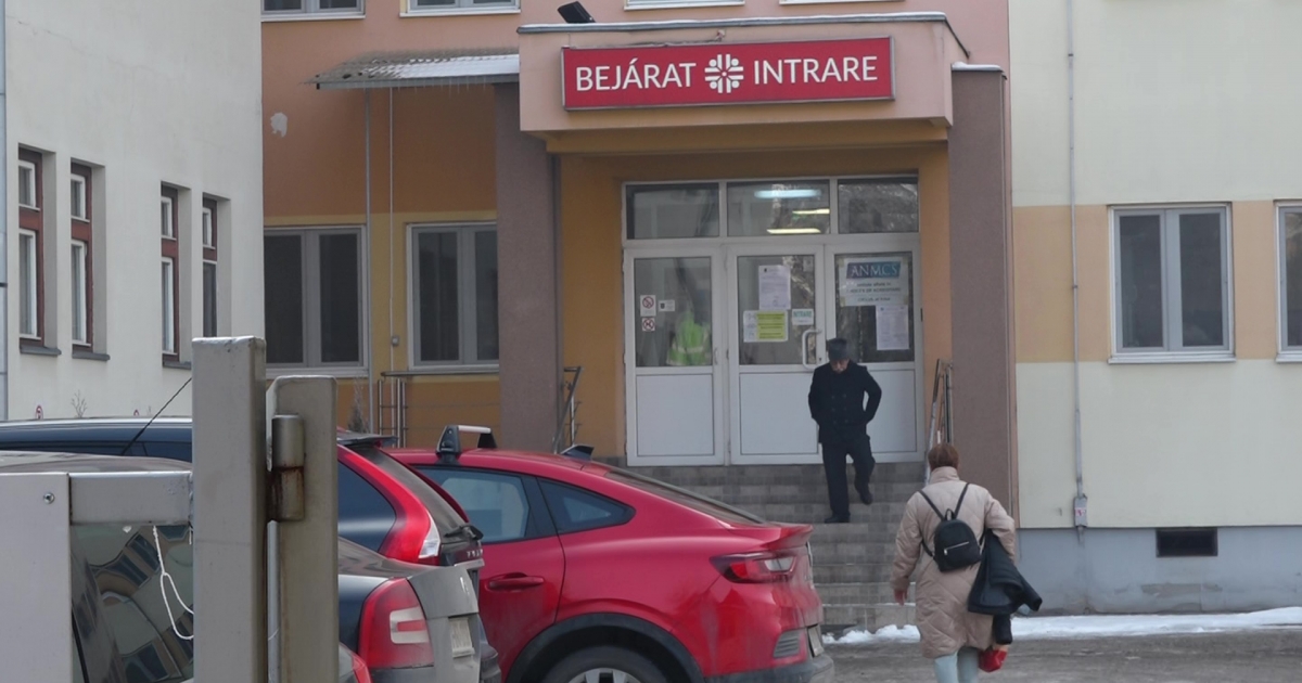 Mentesülnek a betegszabadságon lévő személyek bizonyos kategóriái a 10 százalékos járulék kifizetése alól